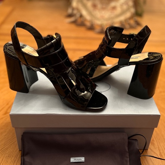 PRADA Patent Leather Kilt Block-Heel Sandals - Picture 6 of 15